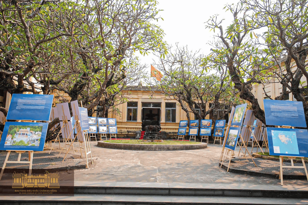 The museum features over 2,000 square meters of exhibition space, offering modern facilities and cultural programs (Source: Bảo tàng Điêu khắc Chăm Đà Nẵng - Da Nang Museum of Cham Sculpture)